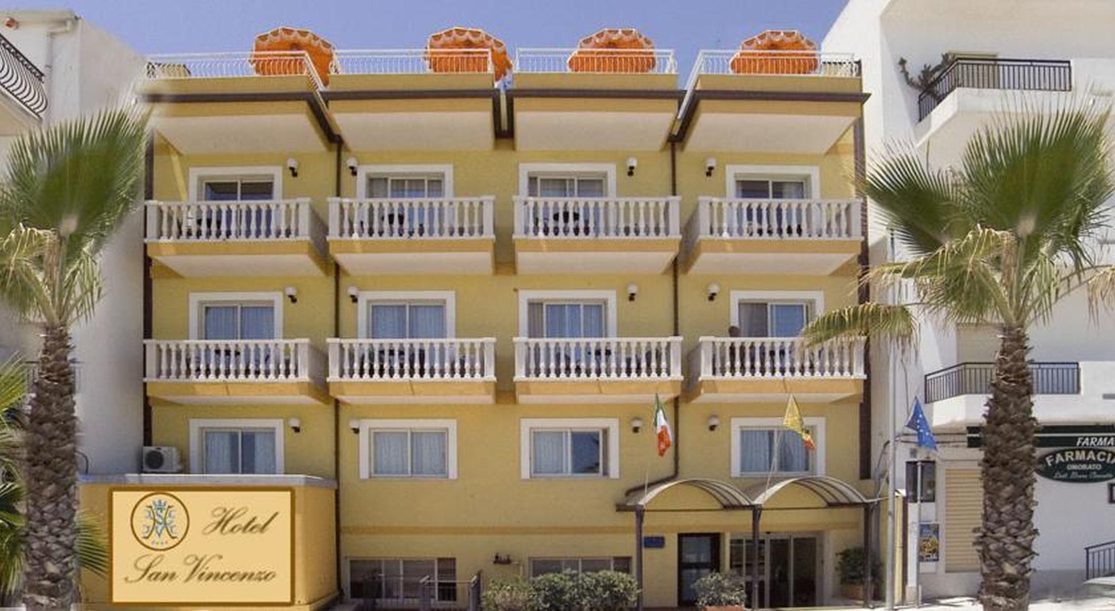 Hotel Orizzonte Letoianni Exterior foto