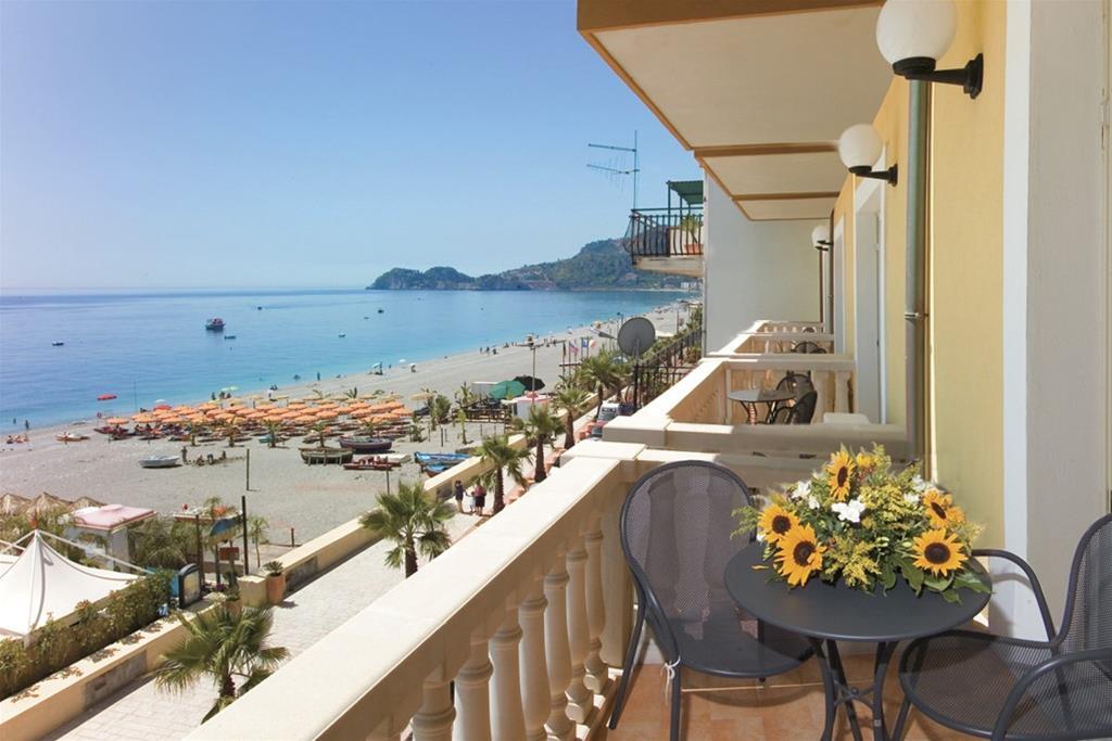 Hotel Orizzonte Letoianni Exterior foto