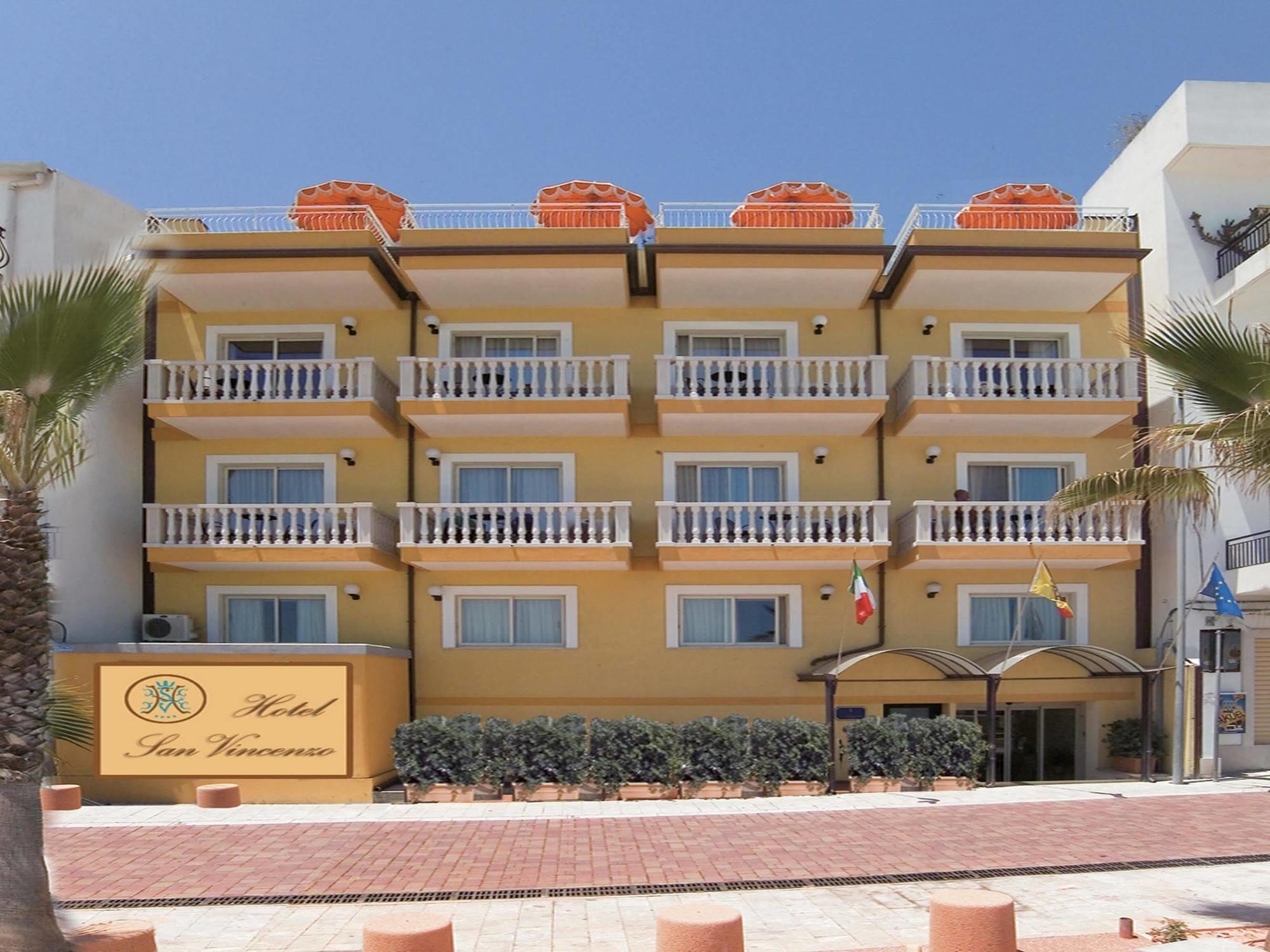 Hotel Orizzonte Letoianni Exterior foto